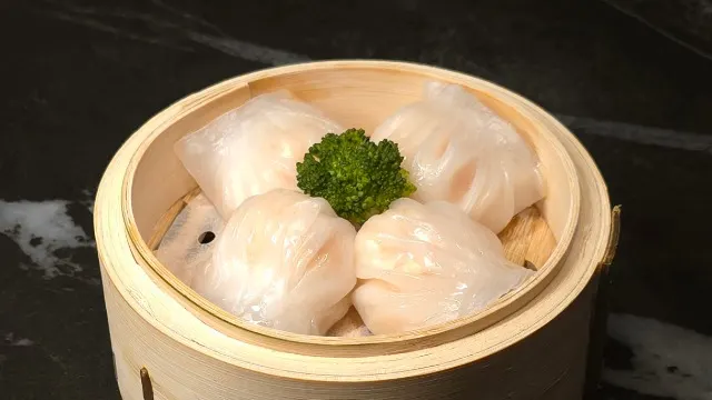 Dim Sum and Golf Bays at Dimsum Caddy