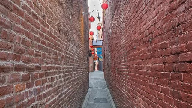 Squeeze Through Fan Tan Alley