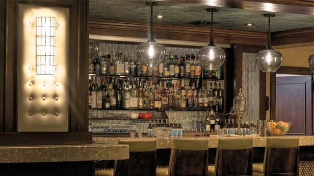 Cocktails at Clive's Classic Lounge