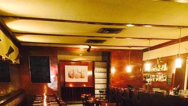 French Bistro at Les Faux Bourgeois