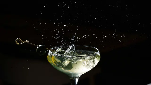 Martinis and Live Music at Vault Restaurant