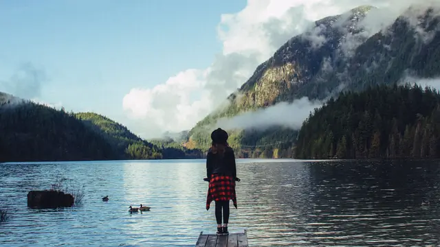 Loop Buntzen Lake