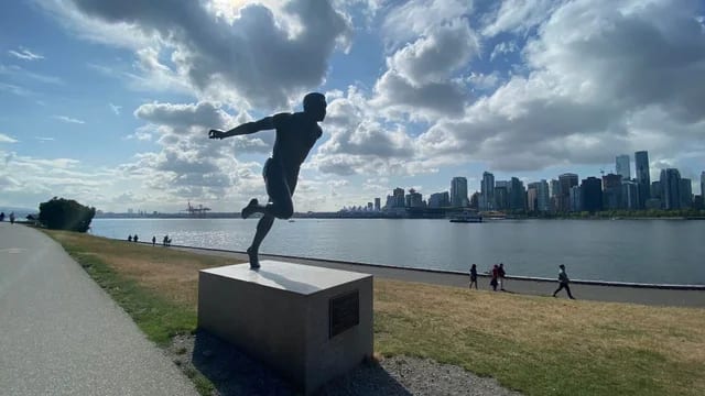 Walk the Stanley Park Seawall