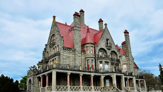 Holiday Tour at Craigdarroch Castle