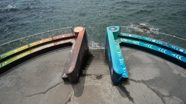 Secret Stairs Down to Spiral Beach