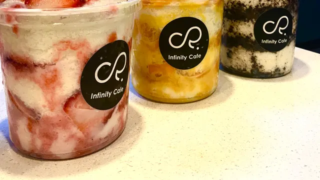 Bingsu and Lattes at Infinity Cafe