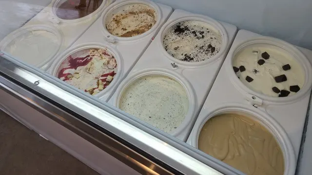 Small-Batch Scoops at Parachute Ice Cream