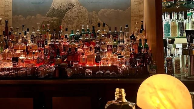 Cocktails at Humboldt Bar