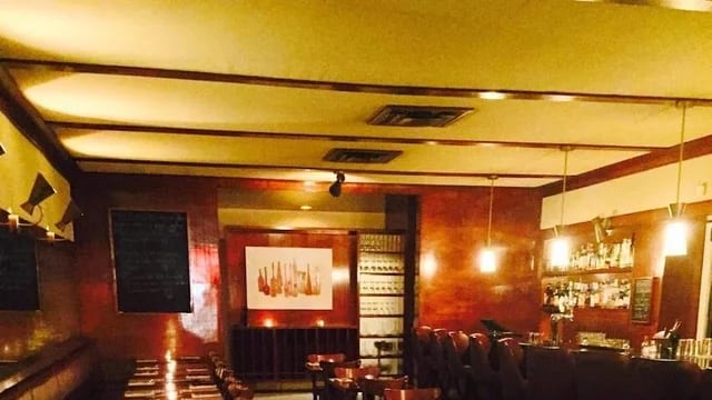 French Bistro at Les Faux Bourgeois
