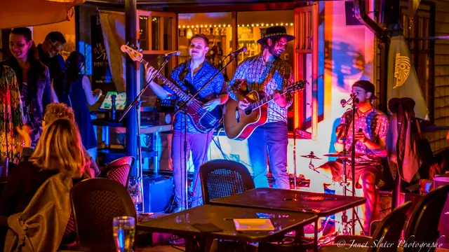Heritage Patio & Live Music at Beatniks Bistro