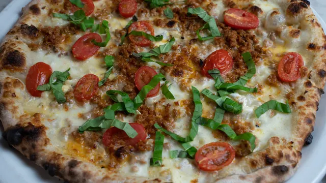 Naples-Built Oven at 900 Degrees