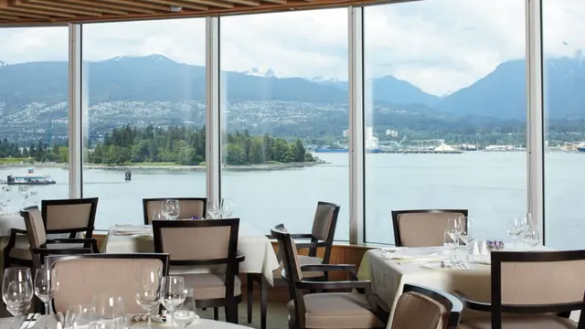 Waterfront West Coast at Five Sails