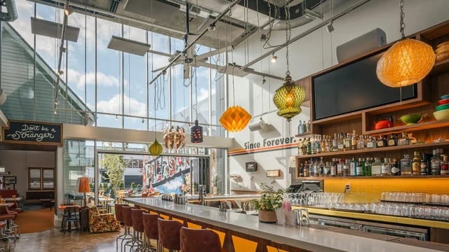 Retro Cocktails at Mount Pleasant Vintage