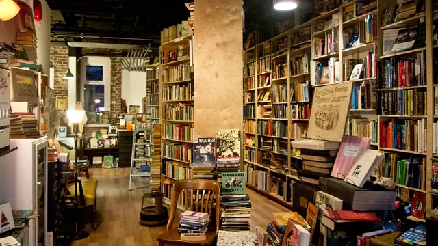 Get Lost in The Paper Hound