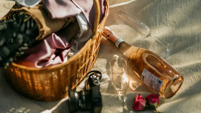 Le Picnic by Veuve Clicquot at Parq