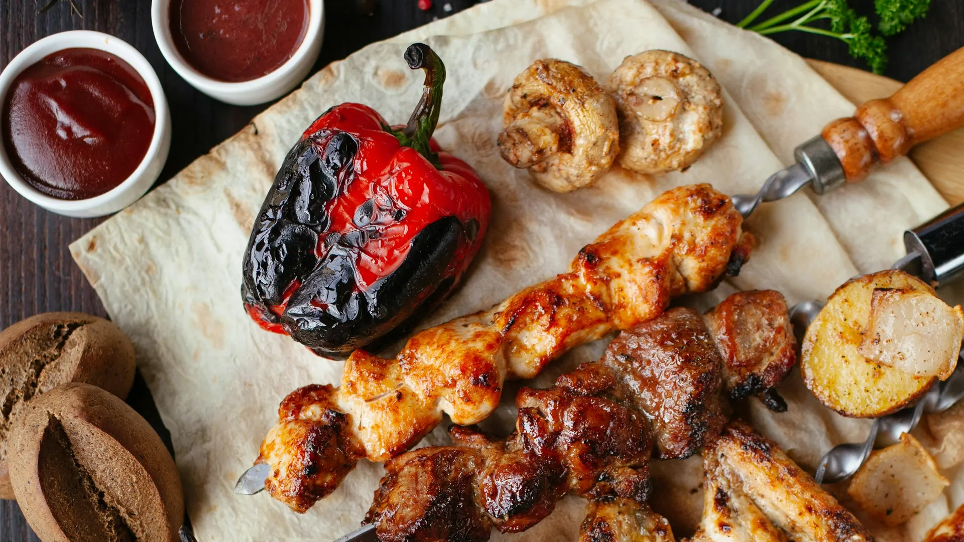 Charcoal Kebabs at Ozikizler Turkish Restaurant, Grandview Corners, South Surrey, Vancouver BC