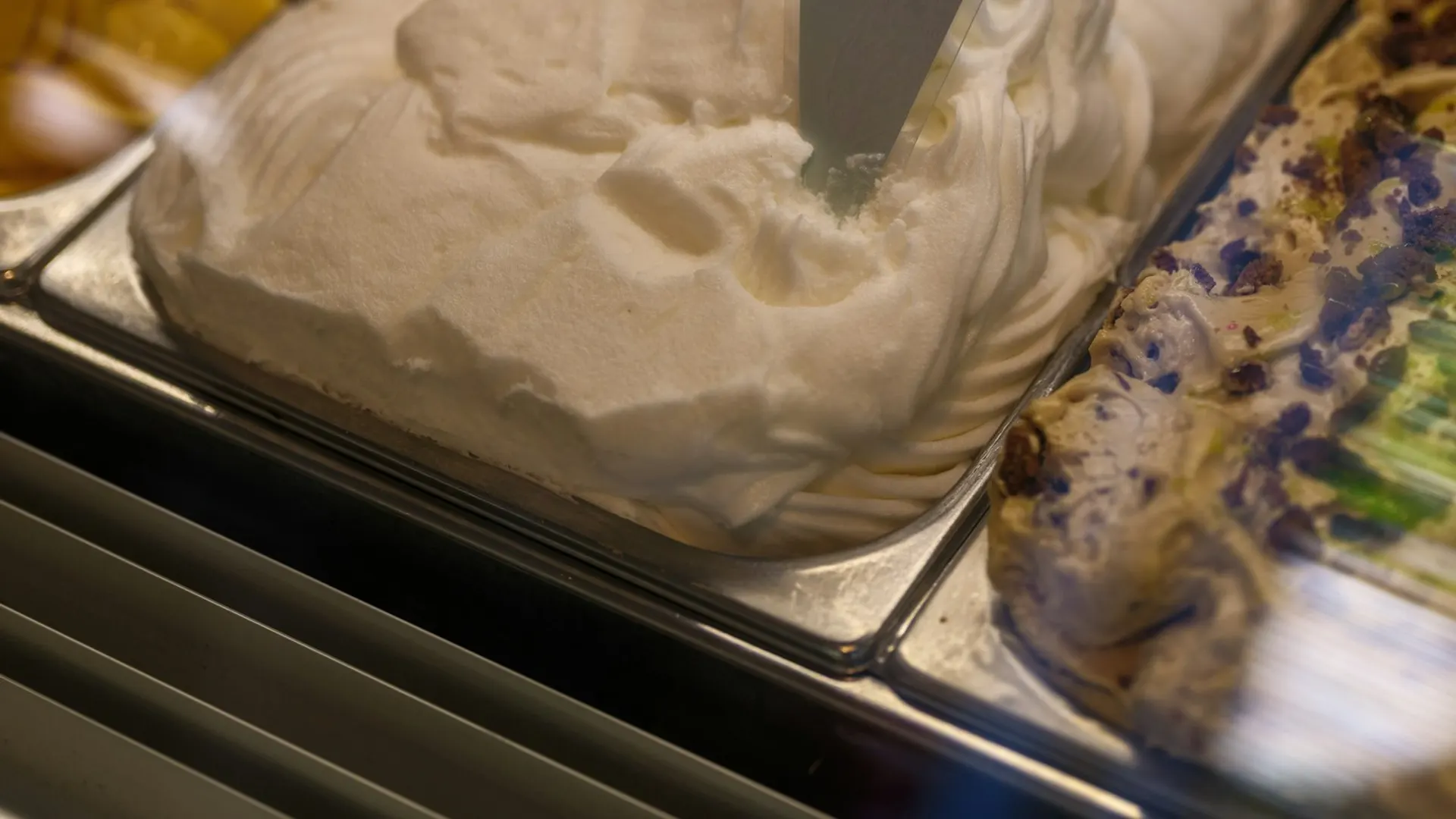 Mosi Bakery Cafe & Gelateria, Prospect Lake, Saanich, Victoria BC