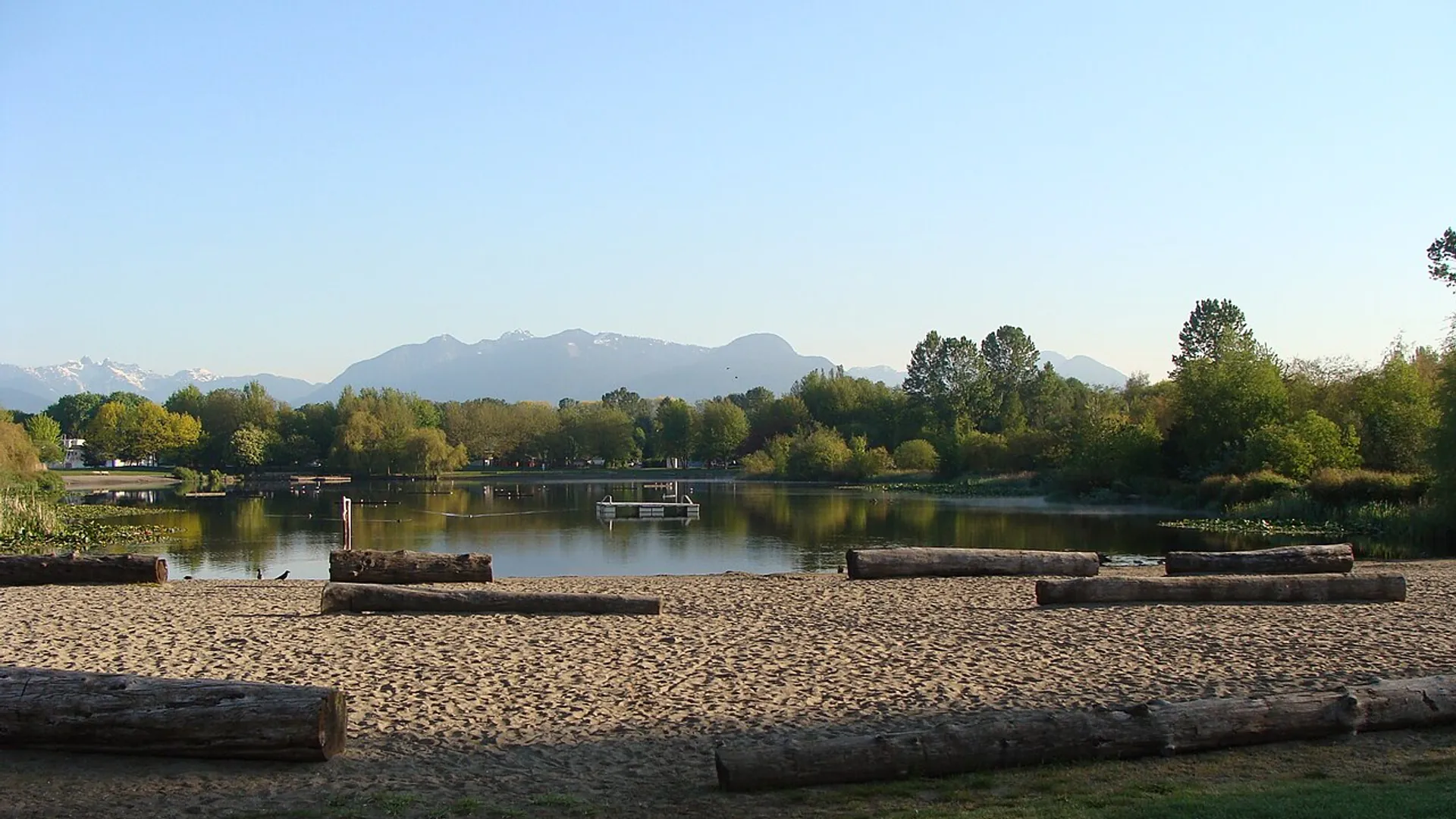 Lakeside Loop at Trout Lake, John Hendry Park / Trout Lake, Vancouver BC