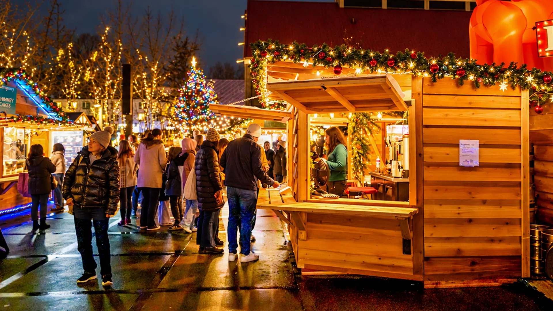 Shipyards Christmas Market, Shipbuilders' Square, Lower Lonsdale, Vancouver BC