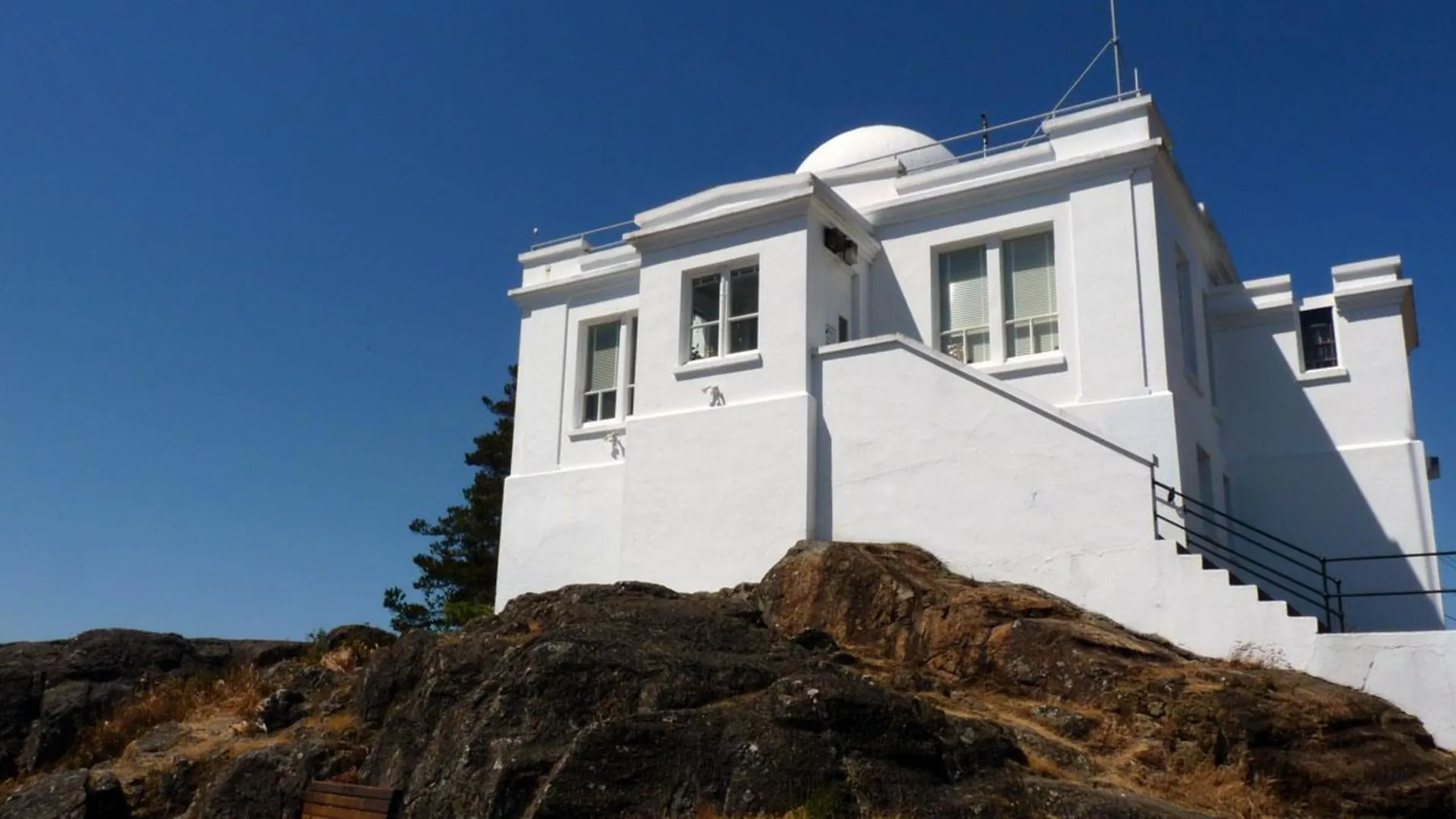 Sunset at the Gonzales Hill Observatory, Gonzales Hill Regional Park / Walbran Park, Gonzales, Victoria BC