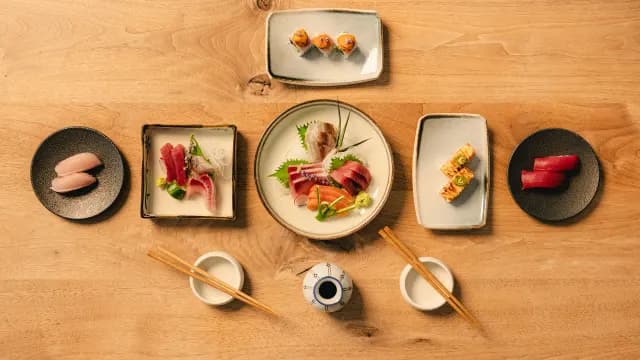 Conveyor Belt Sushi at Zumi