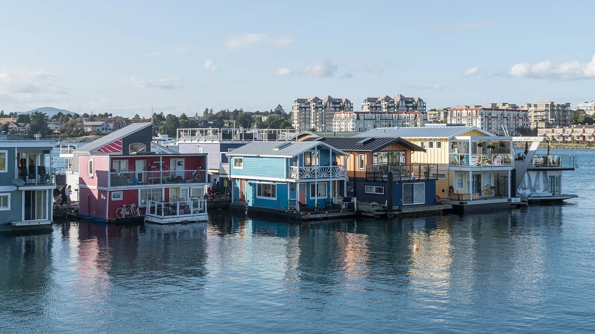 Floating Homes and Harbour Views at Fisherman's Wharf, Fisherman's Wharf, James Bay, Victoria BC